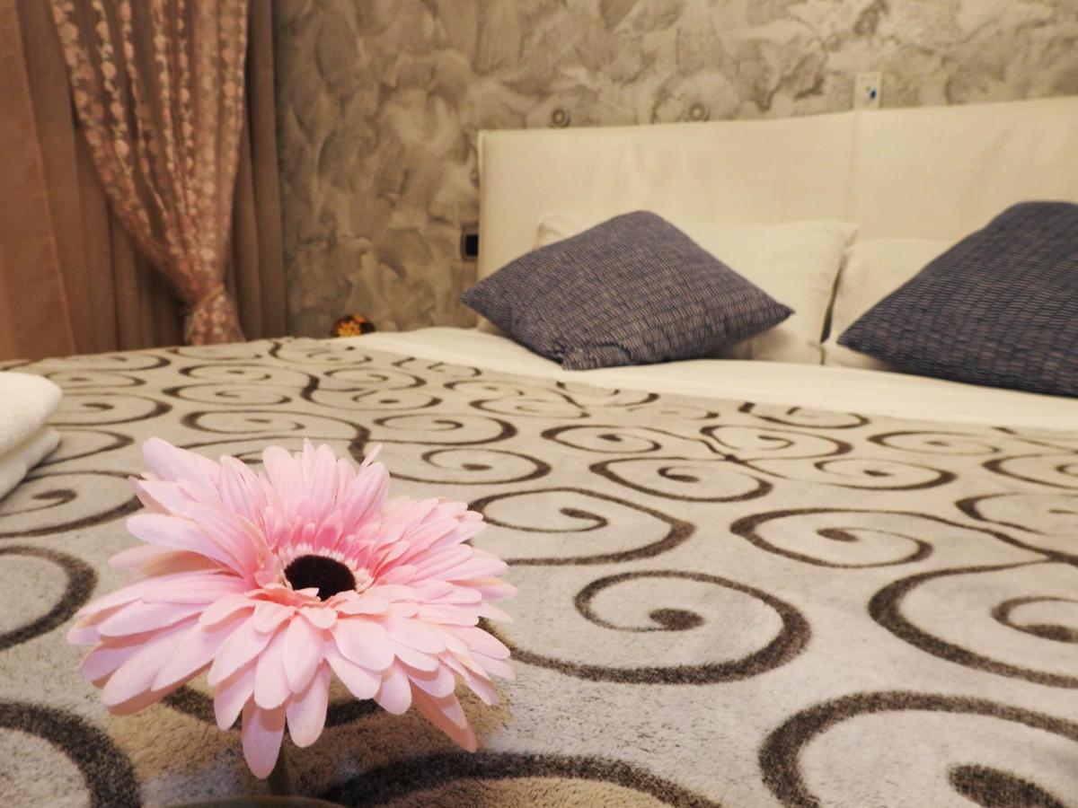 Sansiro47 Bed & Breakfast Милано Екстериор снимка